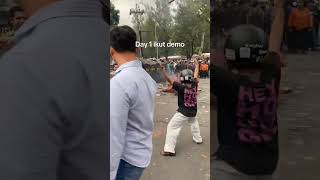 Download Lagu ada ada aja tingkah lucu orang ikut demo MP3