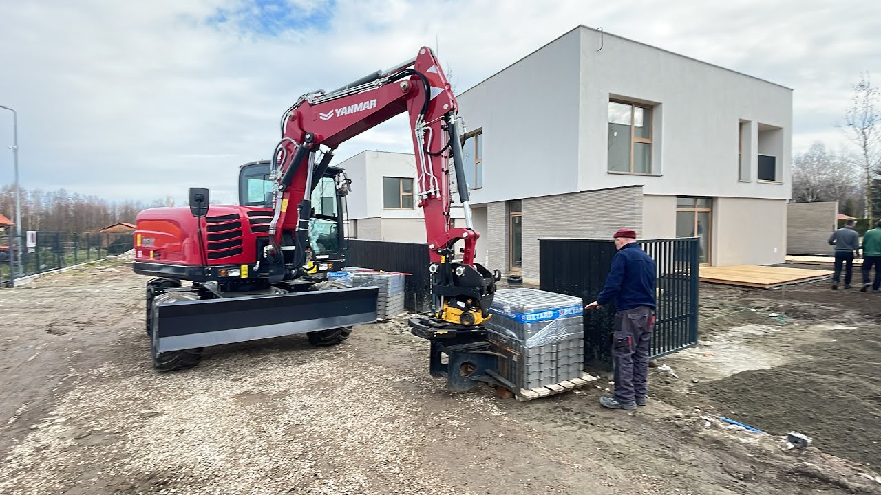 Jak zwiększyć wydajność prac brukarskich - Yanmar B95w Engcon