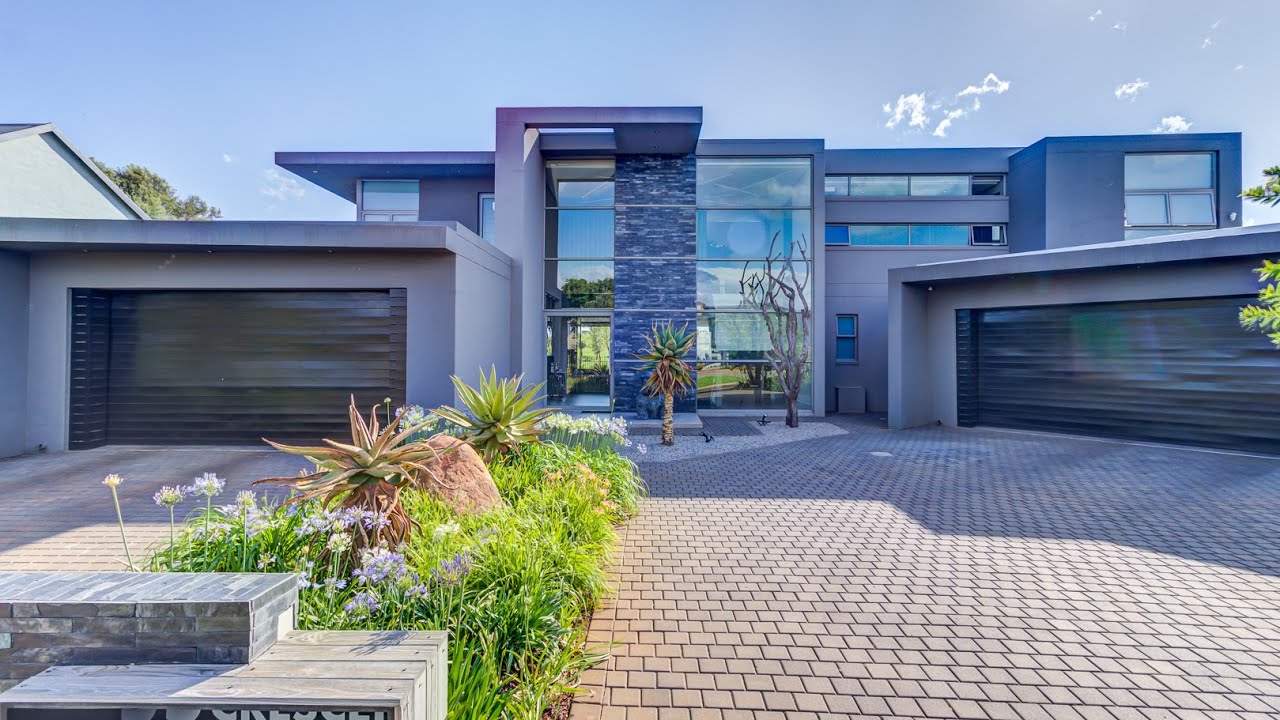 Superb Design Generous Dimensions - Serengeti