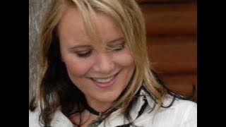 ANNE NØRDSTI  Hvor Tok Alle Åra Veien