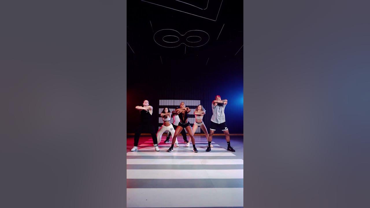 💥🔥 Resenha do Arrocha @j.eskine já está na FitDance e bora aprender porque tem coisa vindo aí 👀