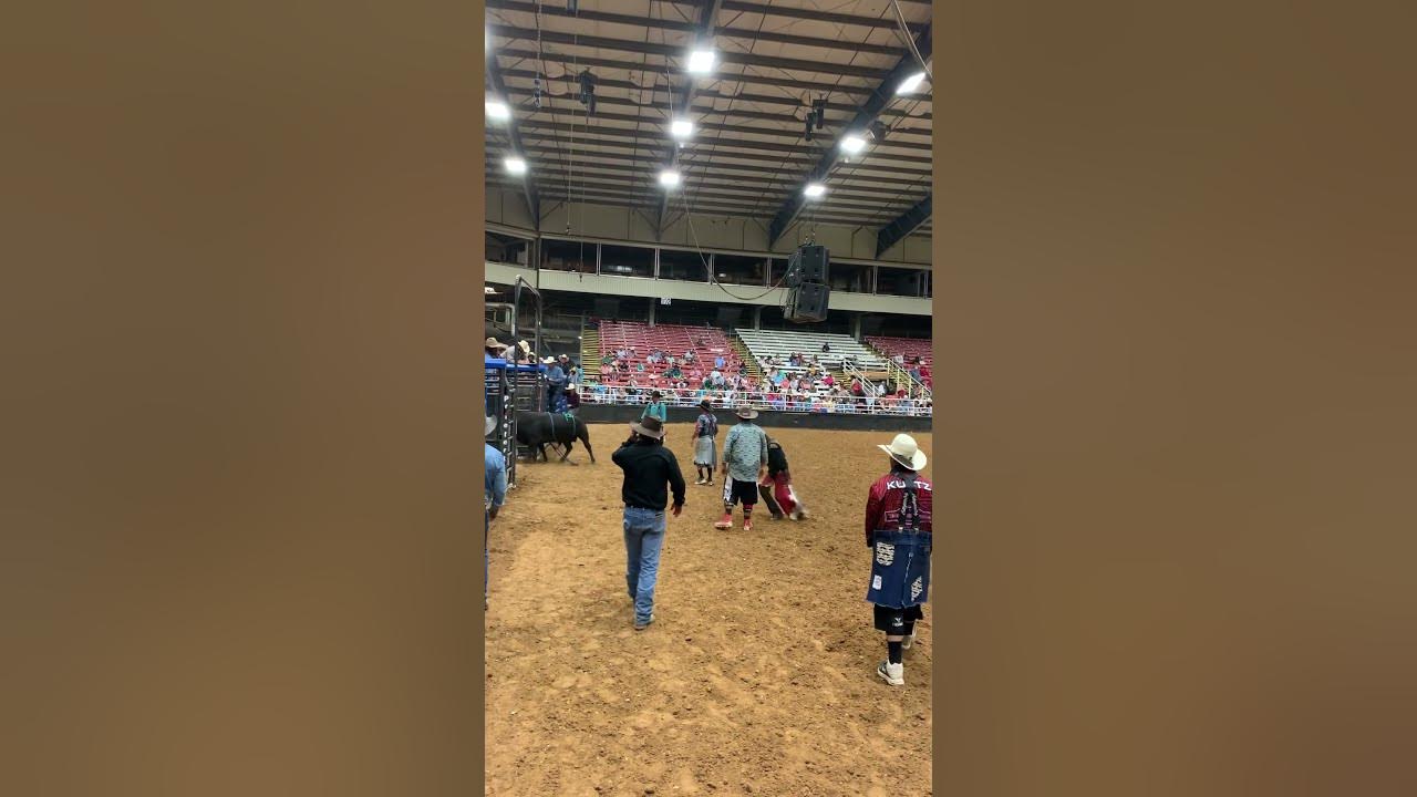 Kannin had a good try on Kickapoo at WCMB WORLD FINALS buckingbulls 