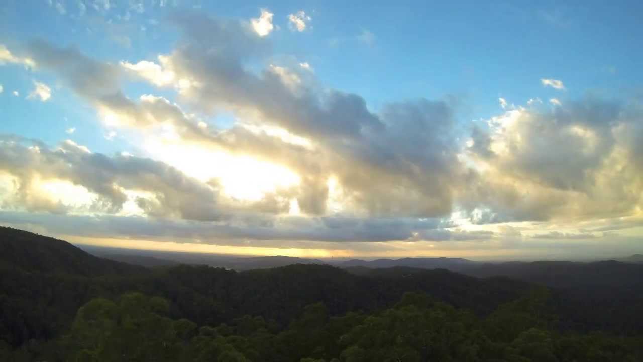 Brisbane Sunrise (Mt. Nebo Fire Tower) 16Oct2013 YouTube