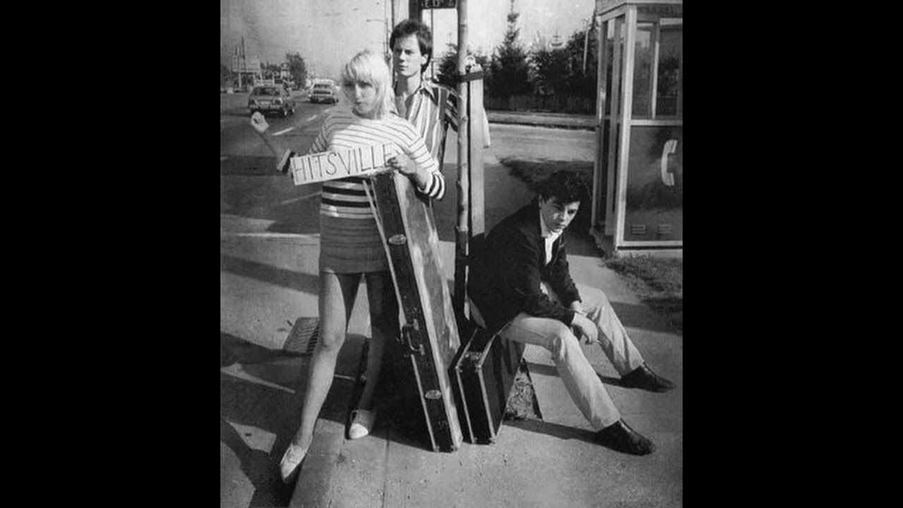 Modernettes - Confidential (1980)