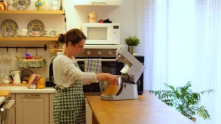 картинка: Распорядок дня домохозяйки | Курица с овощами на сковороде | шитье | Жизненный влог