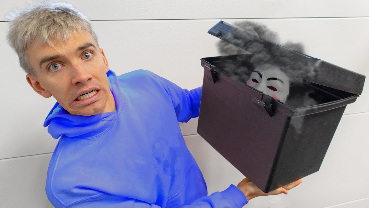 GAME MASTER SENT TOP SECRET RIDDLES IN GIANT MYSTERY BOX!! (real ...