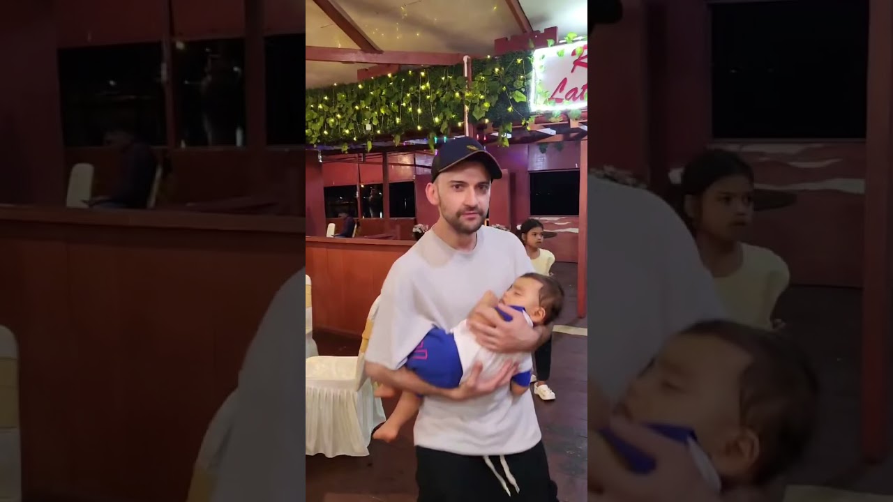 ENAK BANGET ‼️ SUAMI BULE MAKAN PAPEDA DAN IKAN KUAH KUNING.