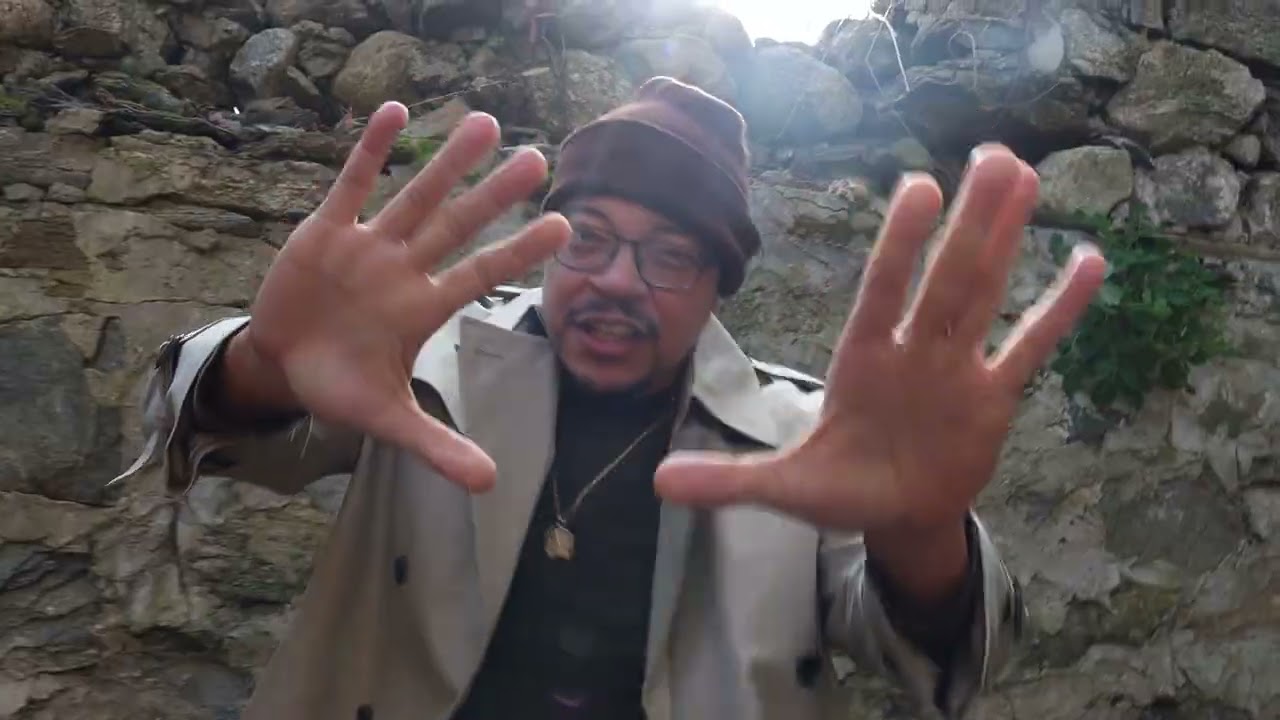 Baritone Brothas - Mule kick