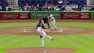 PHI@MIA: Byrd lifts solo homer in the 8th