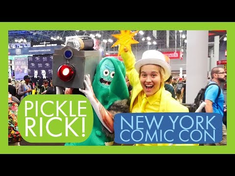 Man transforms into Pickle Rick for New York Comic Con 2017