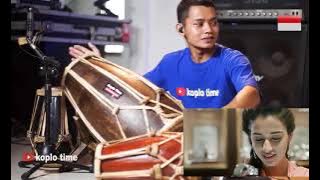 Download lagu Kaun Tujhe (koplo version)