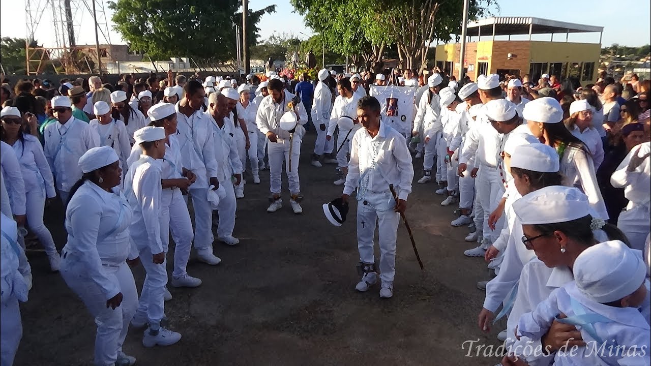 Moçambique cantando o Bendito | Dores do Indaiá 2019