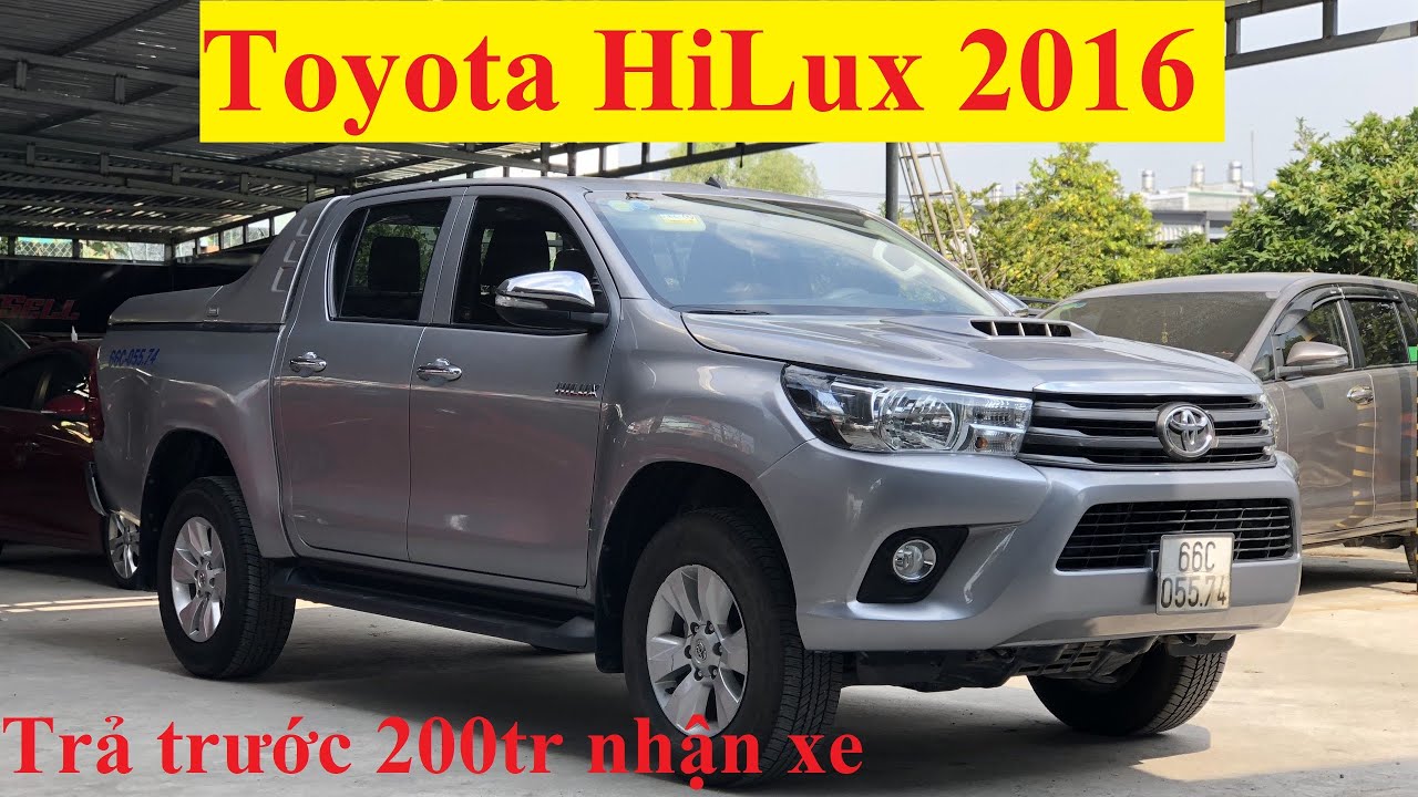 So sánh Toyota Hilux hiện hành và thế hệ cũ Nâng cấp mới có gì hấp dẫn   AutoFun