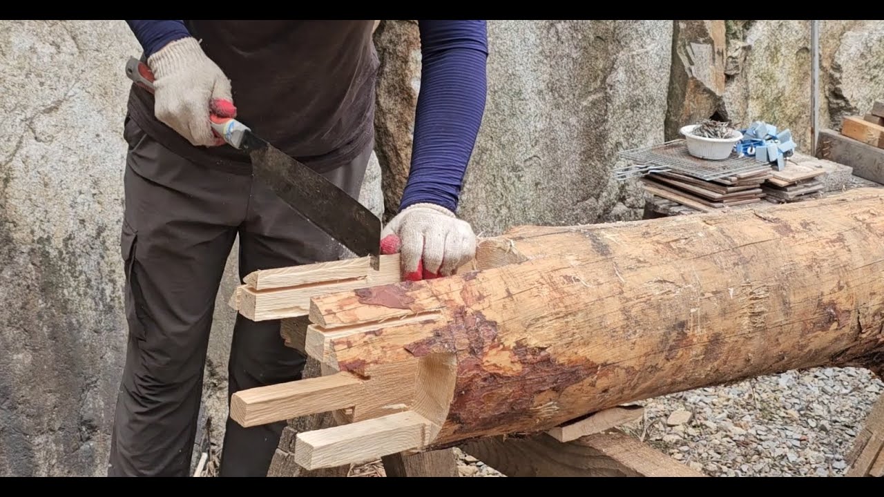 Давайте построим сарай для хранения вещей с опорами из натурального дерева!