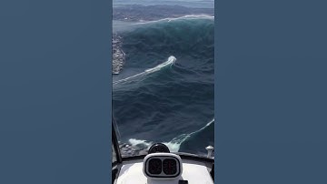 1000-Foot MEGA TSUNAMI Hits Seattle | Cascadia Earthquake Simulation 🌊⚠️ #Shorts