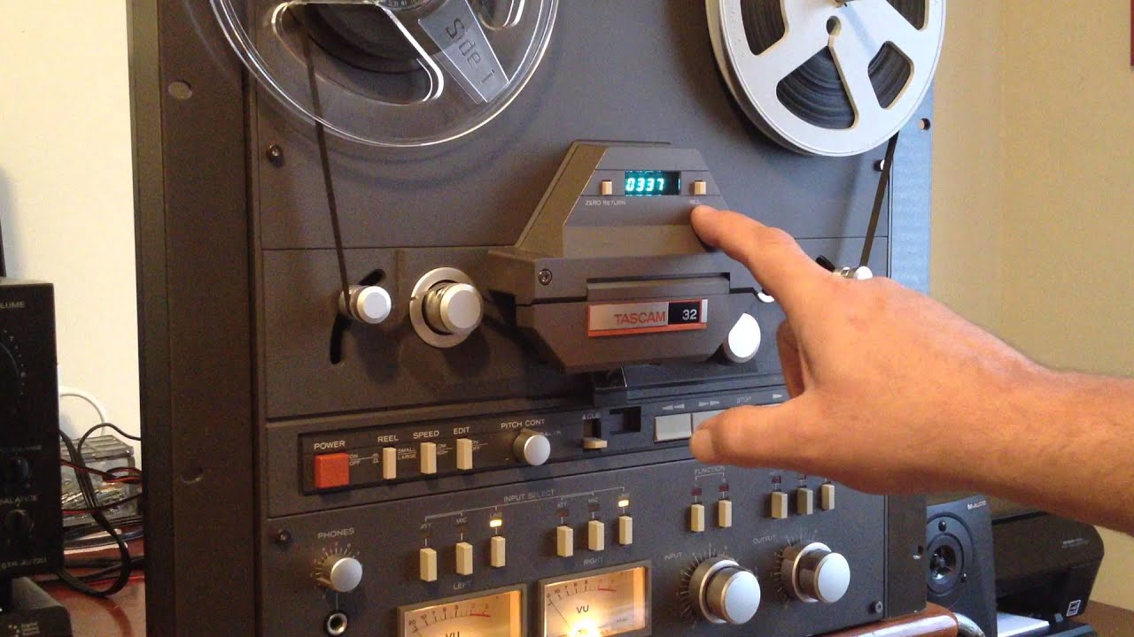 Tascam 32 Demonstration Video Playing Pink Floyd 
