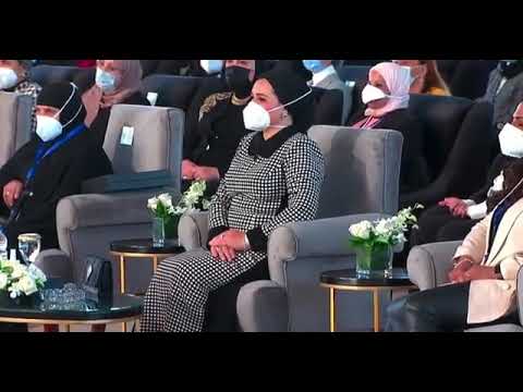 أحدث ظهور للنجمه شيرين عبد الوهاب وهي تغني أمام قرينة الرئيس انتصار السيسي