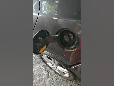 Как снять лючок на киа сид бензобака