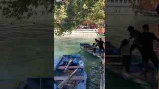 Nemrutun Ateşe Attığı Öz Kızı Zelihanın Adını Alan Ayn Zeliha Gölünde Sandal Keyfi Yapan Çocuklar