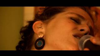 Magdalena Matthey, Concierto Intimo en Bélgica. Almudena.