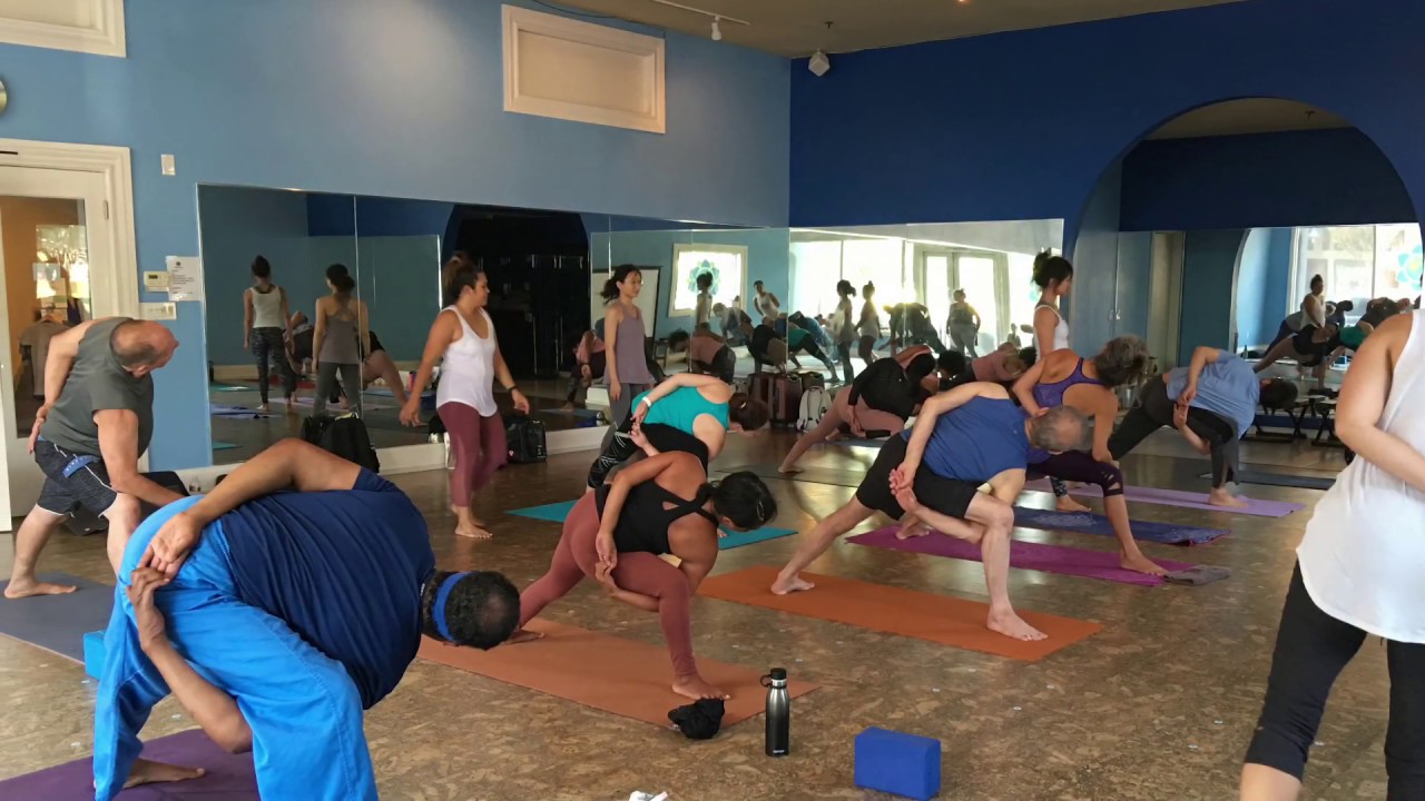 Worlds Yoga 200 Hour Yoga Teacher Training Class of 2018   Teaching And Learning   1080p