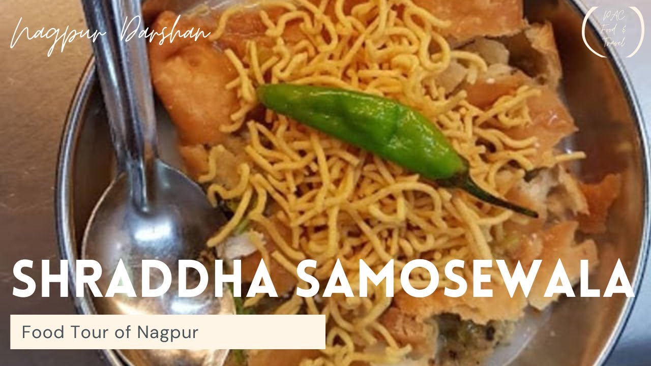 Shraddha Samosewala Mahal | Best Samosa & Poha in Nagpur l Best Street Food of India - YouTube