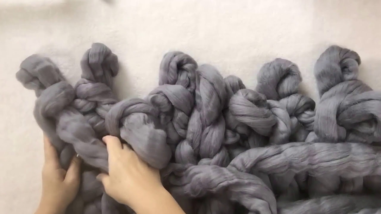 How To Arm Knit Hand Knit A Super Chunky Merino Wool Blanket Ribbing Knitting With Becozi