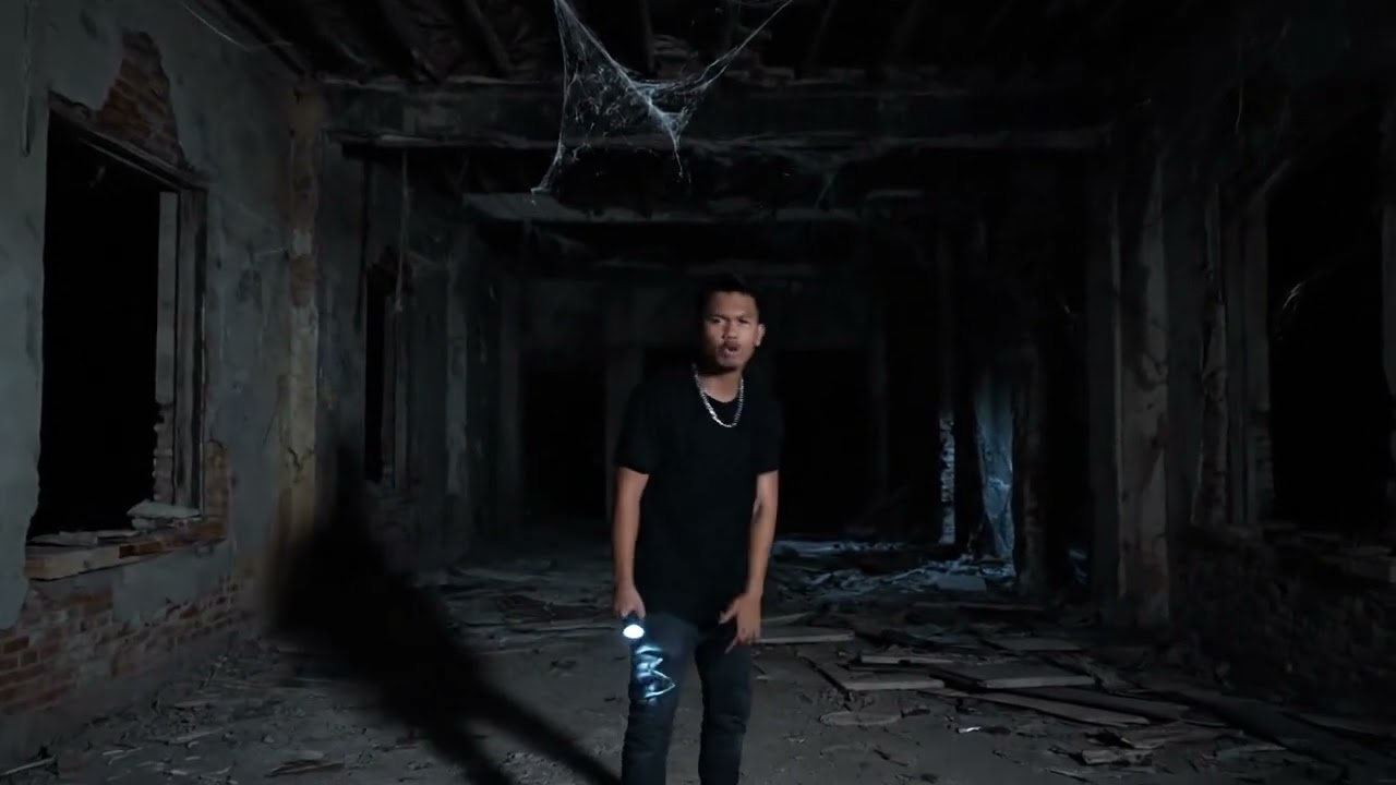 Ghost hunter song ...