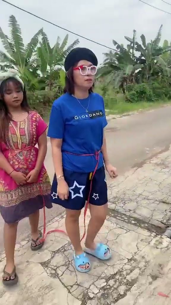 Vidio kocak dan gokil @nyaikembang1nyaikembang1 /fungsi tali merah ?