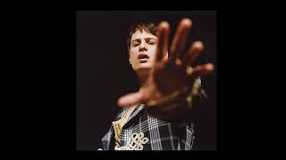 Video thumbnail of "Christine and the Queens - La marcheuse (Audio Officiel)"