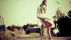 Yovie & Nuno | Indah Kuingat Dirimu (Video lyrics) - Durasi: 4:21. Yovie & Nuno | Indah Kuingat Dirimu (Video lyrics) - Durasi: 4:21.