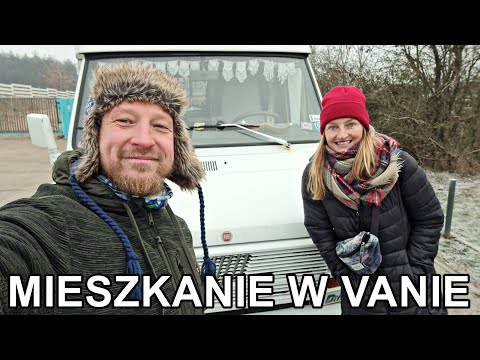 Sylwia @ad.vantour on courage, travel, and minimalism in life.