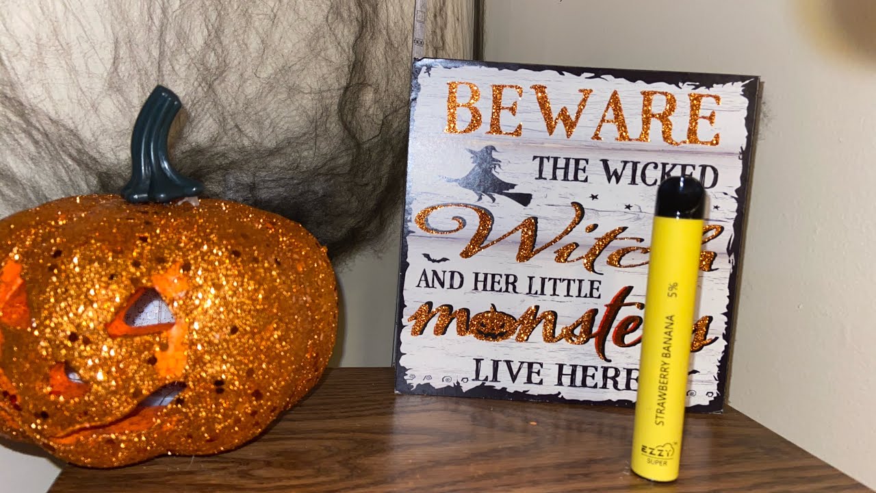 EZZY SUPER DISPOSABLE VAPE REVIEW (Strawberry Banana)