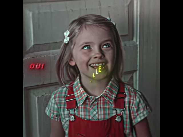 Il a peur de cette petite fille.