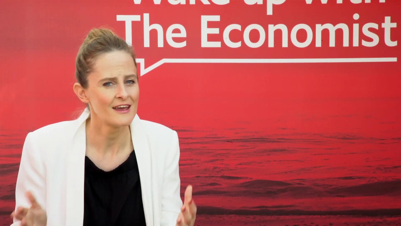 Innovation through organised chaos: L'Oréal's CDO Lubomira Rochet - YouTube