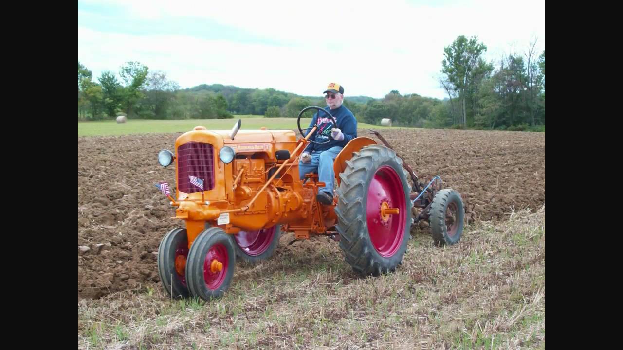 Minneapolis Moline RTU - working for a living - YouTube