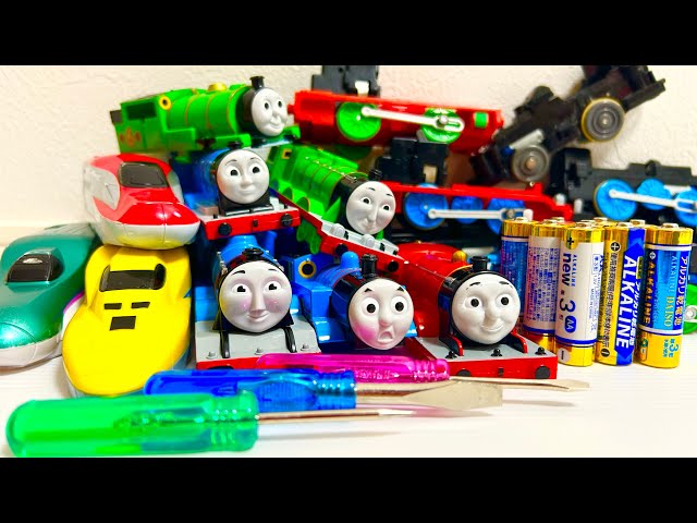プラレール】きかんしゃトーマスたちと、新幹線の整備工場！電池を入れ