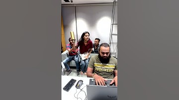 When the AD tries to smack the director but forgets he has 360° vision #aejethefilmfactorY #fashion