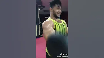 عاش يا وحش 