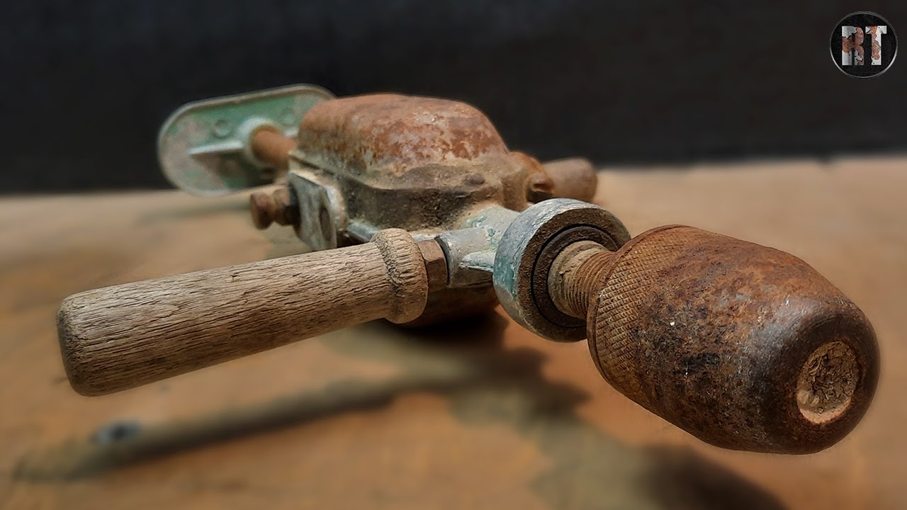 Antique Rusty Hand Drill Restoration With a New Jaws YouTube