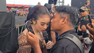Kedatangan NIKEN SALINDRY Live SMK PGRI BINANGUN BLITAR