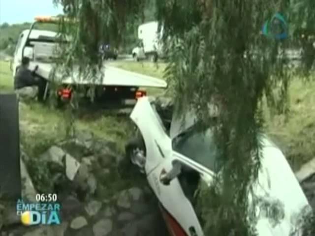Camioneta del Atlas se accidenta en Guadalajara