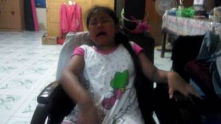 Gokil!! Nangis anak ini kenceng banget dan lama