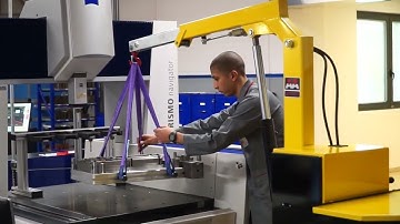 AXA Flexlifting 01B2SE 01B5SE counterbalanced crane at work cnc machine video