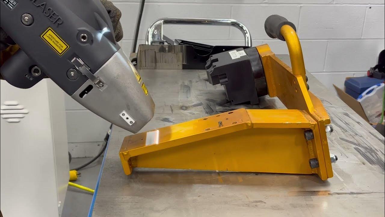 CL1000 Clean Laser Ablation Tool Paint Removal 2 Deburring