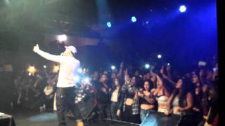 Baeza - Racks - Live