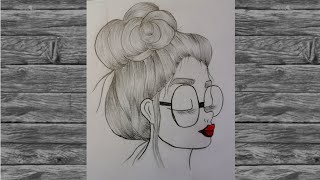 رسم سهل / رسم بنت سهل ترتدي نظارة / Drawing of a girl wearing glasses.