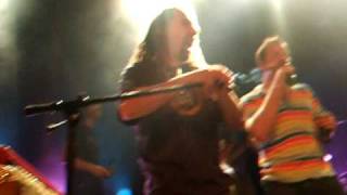 "Little Heart Attacks" de The Sunday Drivers (final avec Grand National)