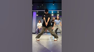Thumbnail of God's plan dance choreography - dropping this dance tutorial tonight!
