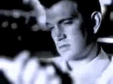 Chris Isaak - Graduation Day W/ Lyrics.
